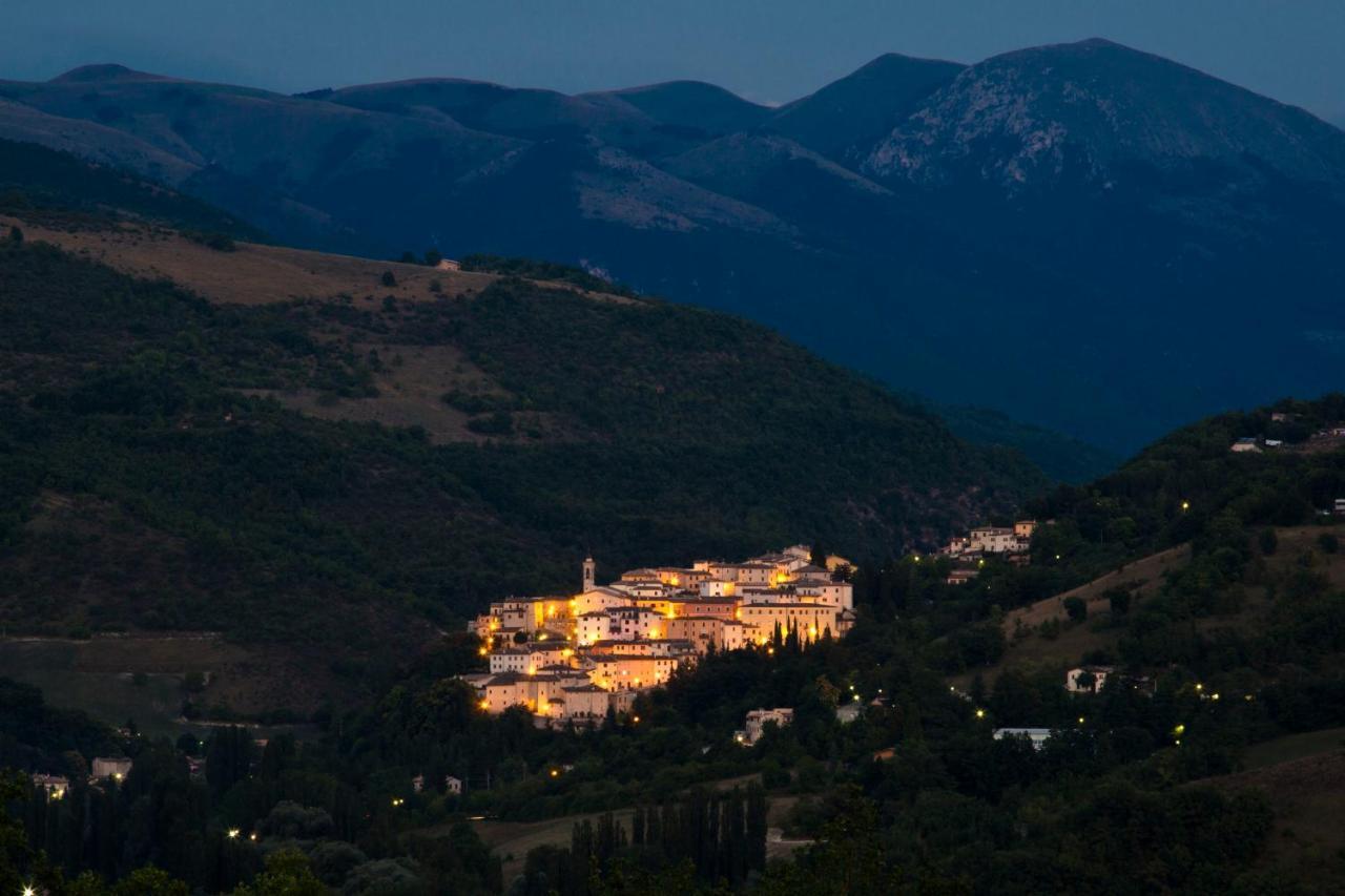 Camping Villaggio Il Collaccio Preci Exterior photo