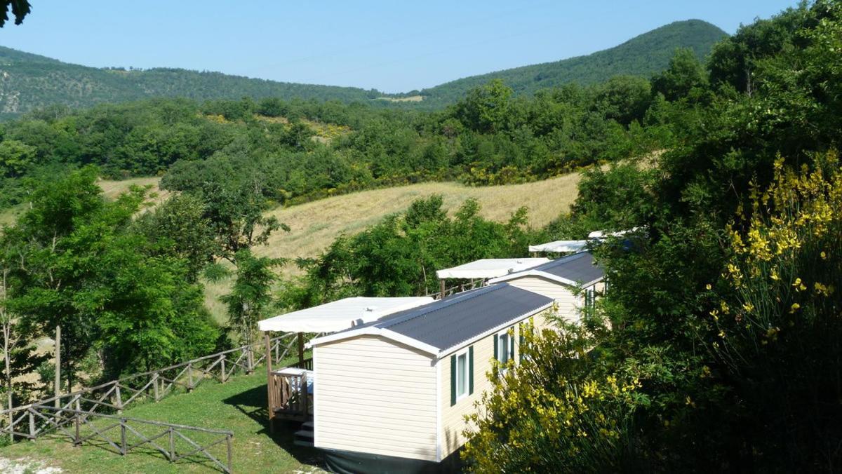 Camping Villaggio Il Collaccio Preci Exterior photo